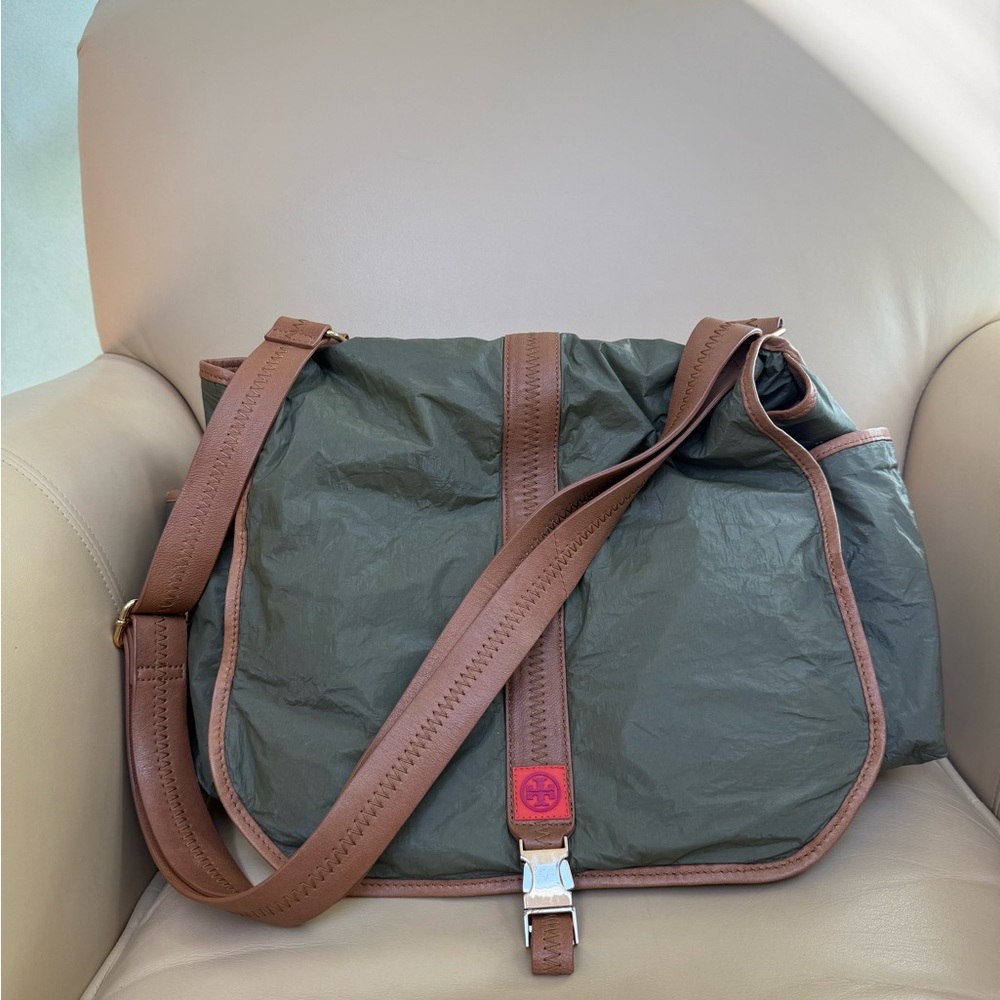 Tory Burch Green Khaki Tierney Messenger Bag